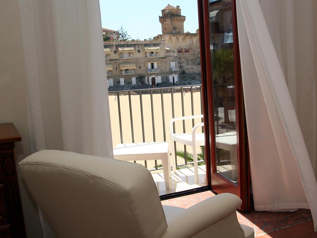 Ferienwohnung Palazzo Iaquinto Santa Maria di Castellabate Exterior foto